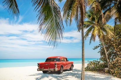 La provincia de Matanzas, al noroeste de la isla caribeña, es la zona playera por excelencia de Cuba, y la playa de Varadero, uno de sus arenales más largos y también el segundo mejor del mundo, según las valoraciones de los usuarios de la red social y central de reservas. <br></br>Más información: cuba.travel/destinos/matanzas