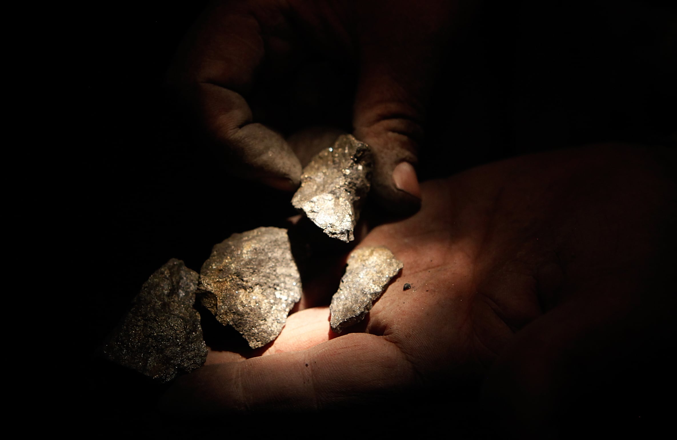 ‘Jukus’, ladrones de minerales en el último eslabón del auge económico de los metales