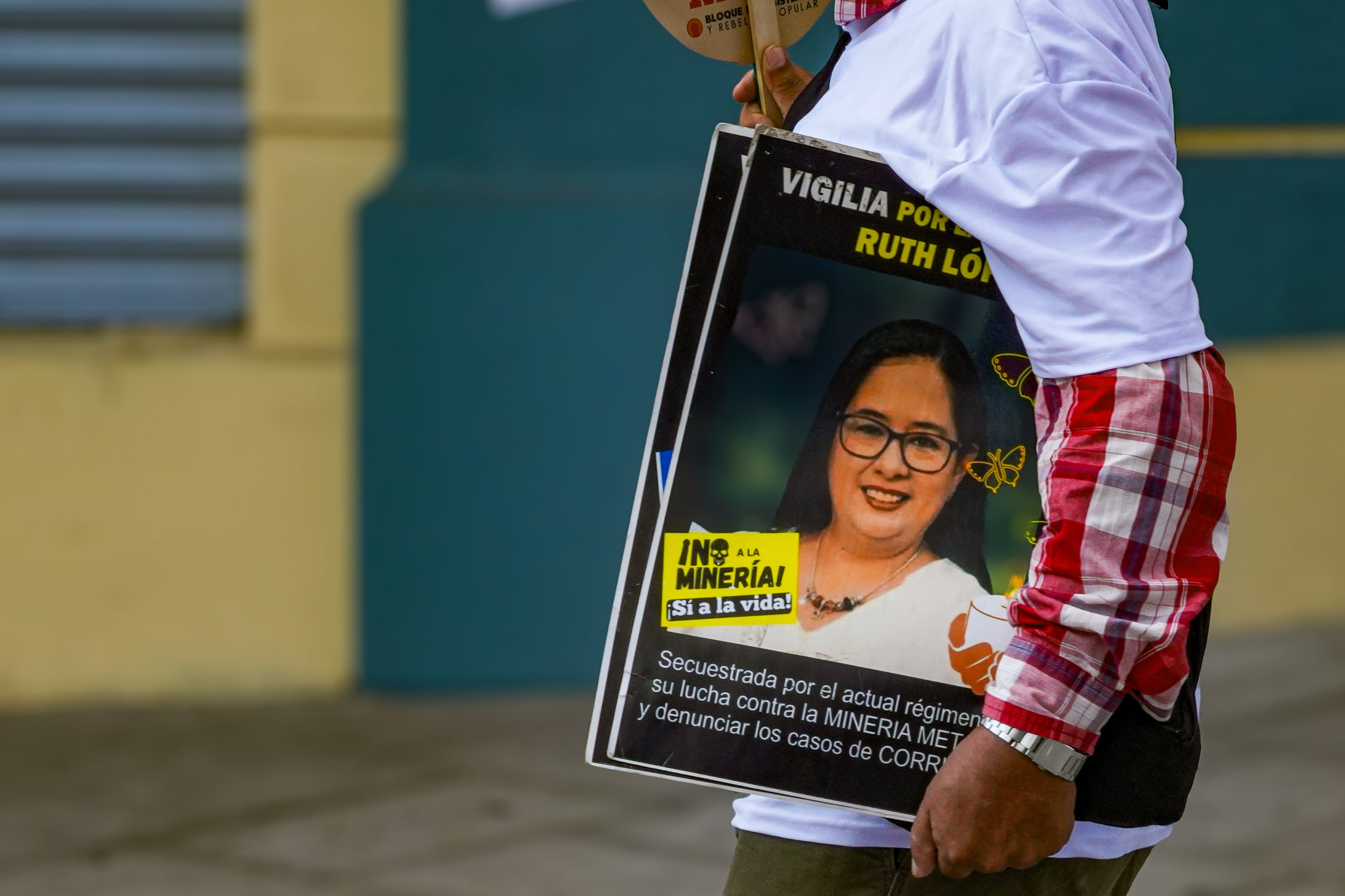 Un año presa en las mazmorras de Bukele: el coste de la disidencia para la activista Ruth López