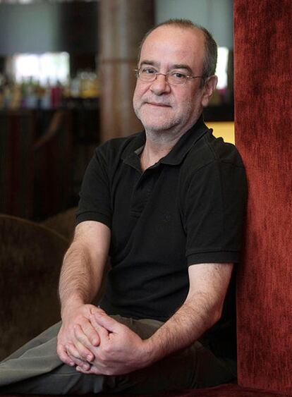 José María Pérez Álvarez, premio Bruguera de Novela por <i>La soledad de las vocales.</i>