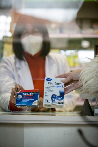 Productos probióticos en una farmacia de Madrid.