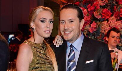 Petra Ecclestone y James Stunt en una fiesta en Londres en julio de 2014.