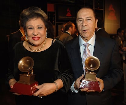 Olga Guillot y Lucho Gatica en los Grammy Latino en 2007.