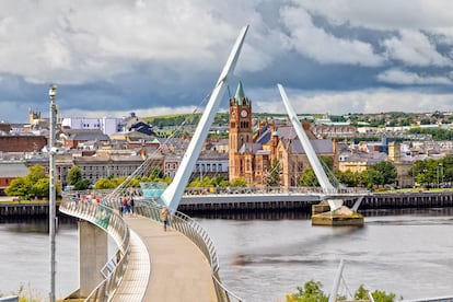 El Puente de la Paz, en la ciudad de Derry/LondonDerry.