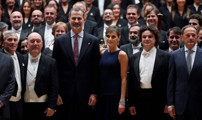 Los reyes Felipe y Letizia tras el tradicional concierto de los Premios Princesa de Asturias
