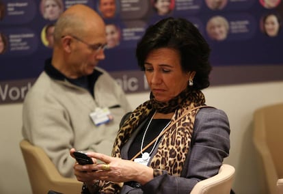 La presidenta del Santander, Ana Botín, tiene 32.200 seguidores en Twitter.