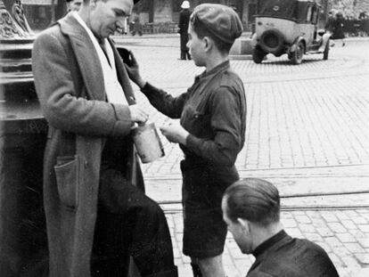 Barcelona, 1945: postulación del Frente de Juventudes.