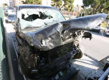 El coche que conducía Guillermo Amor, tras el accidente.