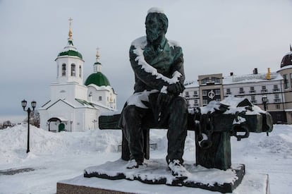 Va ser a la presó, a prop de Tobolsk, on li van dedicar un monument.