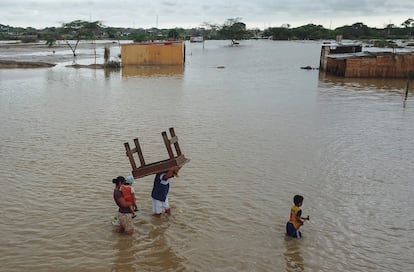 Inundaciones por el paso del ciclón Yaku en Chiclayo, Perú.