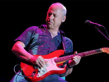 Mark Knopfler, durante su actuación de ayer en la plaza de toros de Las Ventas.