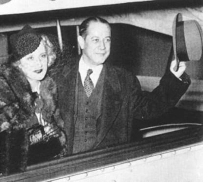 Capablanca junto a su segunda esposa, Olga Chagodaef, en 1939