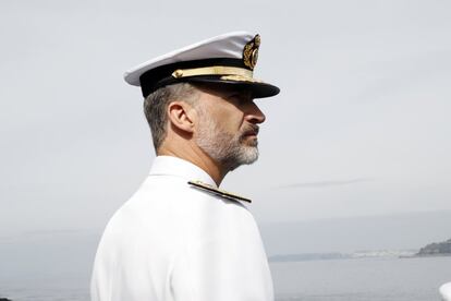 El rey Felipe en el acto conmemorativo del 300º aniversario de la creación de la Compañía de Guardias Marinas en la Escuela Naval de Marín (Pontevedra) el 2 de junio de 2017.