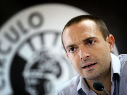 Luis Alegre, responsable de organización de Podemos, durante la asamblea de hoy.