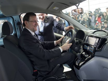 Mariano Rajoy, en el Sal&oacute;n Internacional del Autom&oacute;vil Barcelona.