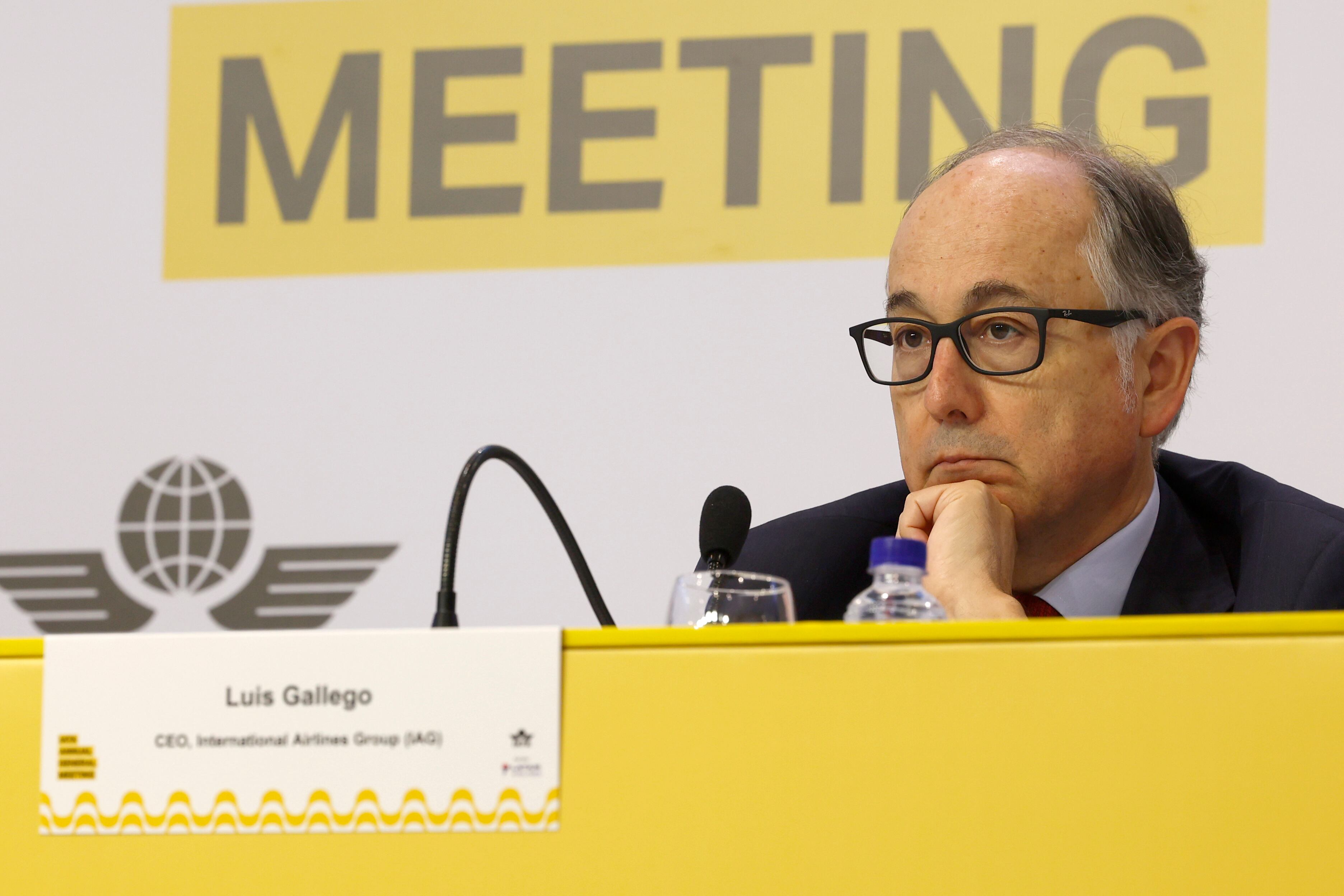 IAG reacciona a la crisis del combustible centralizando la gestión del consumo de sus 600 aviones
