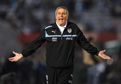 El entrenador técnico de la selección de futbol de Uruguay, Óscar Washington Tabárez