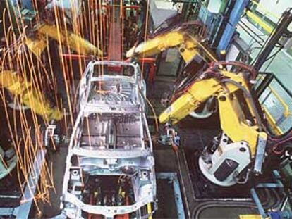Cadena de montaje de la multinacional francesa Renault.