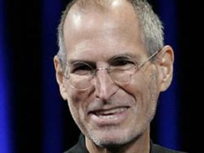 Steve Jobs reaparece en un acto público tras un trasplante de hígado