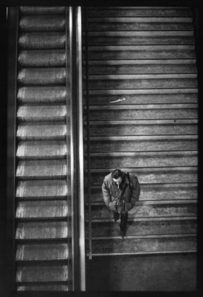 Estación de metro Avenue du Président-Kennedy, París 16e arrondissement, 1997