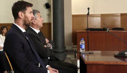Leo Messi and his father, Jorge Horacio Messi, in court in Barcelona.