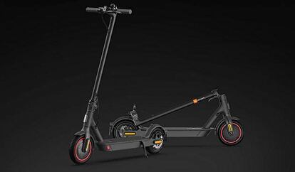 Xiaomi Mi Electric Scooter 1S Mercedes AKG Petronas F1.