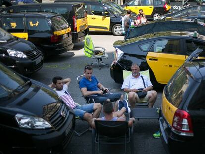 Una protesta de taxistas en Barcelona durante el verano pasado.