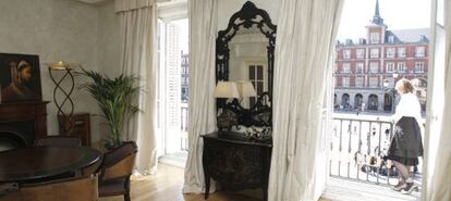 Un apartamento de 182 metros cuadrados con vistas a la Plaza Mayor de Madrid. 