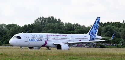 Un Airbus A321 en el aeropuerto de Hamburgo (Alemania).