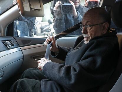 15/01/2018 Félix Millet, el principal encausado del caso Palau, a la salida de la Audiencia Provincial de Barcelona donde se la ha comunicado la sentencia de 9 años y 8 meses de prisión. Foto: Joan Sánchez