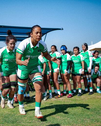 “No importa cuántas veces te equivoques sino tu capacidad de querer seguir intentándolo, de no tener miedo a lo que los demás pueden decir”: Karina Landeros, coach de rugby e integrante de la FMRU.