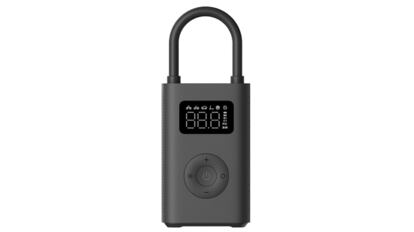 ofertas del día en amazon: compresor portátil para hinchar las ruedas del coche o la bici de manera rápida.