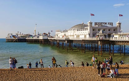El Brighton Pier, uno de los iconos de esta ciudad balneario en la costa del sur de Inglaterra, una de las que más estudiantes de inglés atrae.