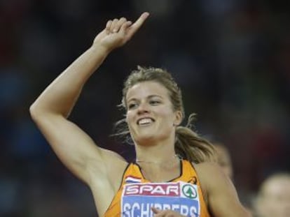 Dafne Schippers celebra la victoria en la final de los 200m