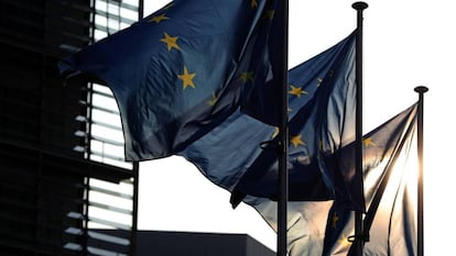 Banderas de la UE ante la sede de la Comisión Europea.
