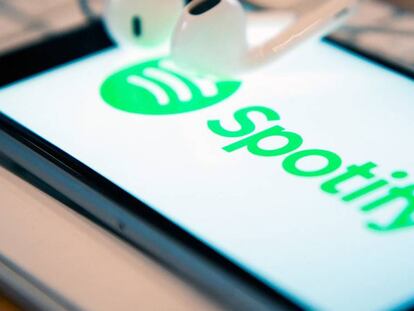 Logo Spotify en pantalla