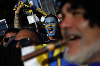 Seguidores de Boca Juniors concentrados en la 'fan zone' situada junto a Nuevos Ministerios.