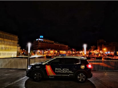 Una patrulla de Policía Nacional en el centro de Málaga.