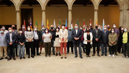 Ana Pontón y Oriol Junqueras, ante los representantes de los partidos invitados por el BNG a las celebraciones del Día de Galicia 2021.