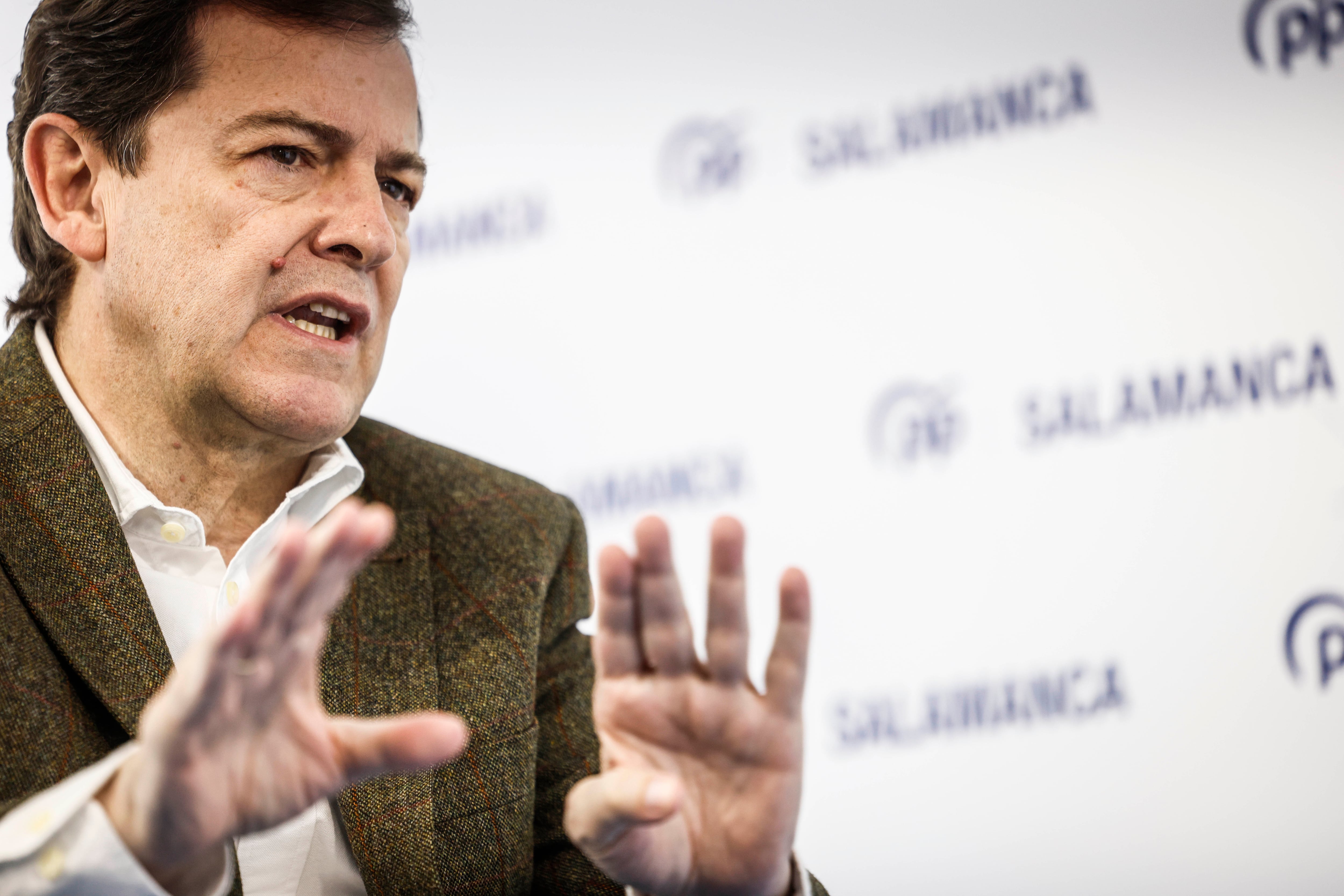 Alfonso Fernández Mañueco, en la sede del PP en Salamanca, el 3 de marzo. 