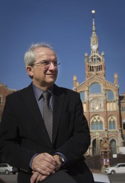 Varela, frente a la entrada del Sant Pau.