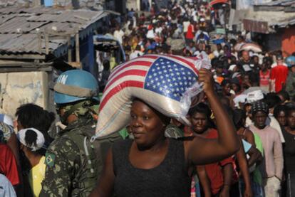 La vida en Puerto Príncipe regresa lentamente a una relativa normalidad