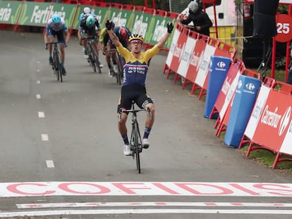 Roglic se impone en Arrate.