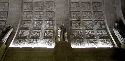 La basílica donde se encuentran las tumbas de Franco y De Rivera.