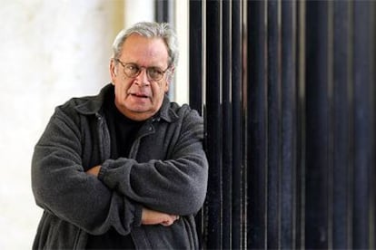 El periodista y poeta cubano Raúl Rivero, ayer en Madrid.