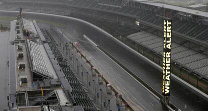 Vista del circuito de Indianápolis un día de lluvia.