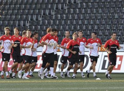 Los jugadores del Athletic de Bilbao en el entrenamiento en Berna (Suiza).