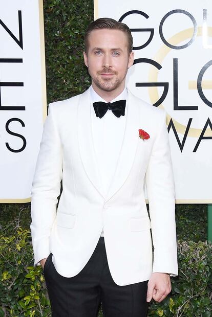Ryan Gosling, ganador por su papel en La La Land, con esmoquin de Gucci.