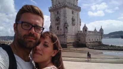 El tuitero Duchel se hizo este 'selfie' junto con @AnytaMh en la popular torre manuelina de Lisboa, Portugal.