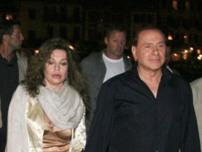 Silvio Berlusconi y Verónica Lario.